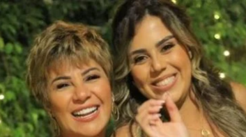 تعرض ابنة مفيدة شيحة لوعكة صحية
